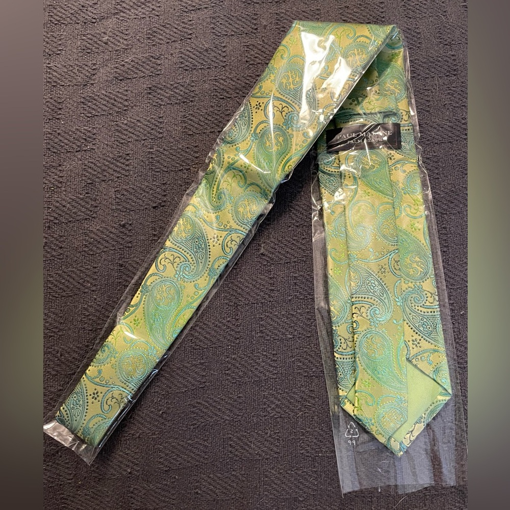Green Paisley Tie